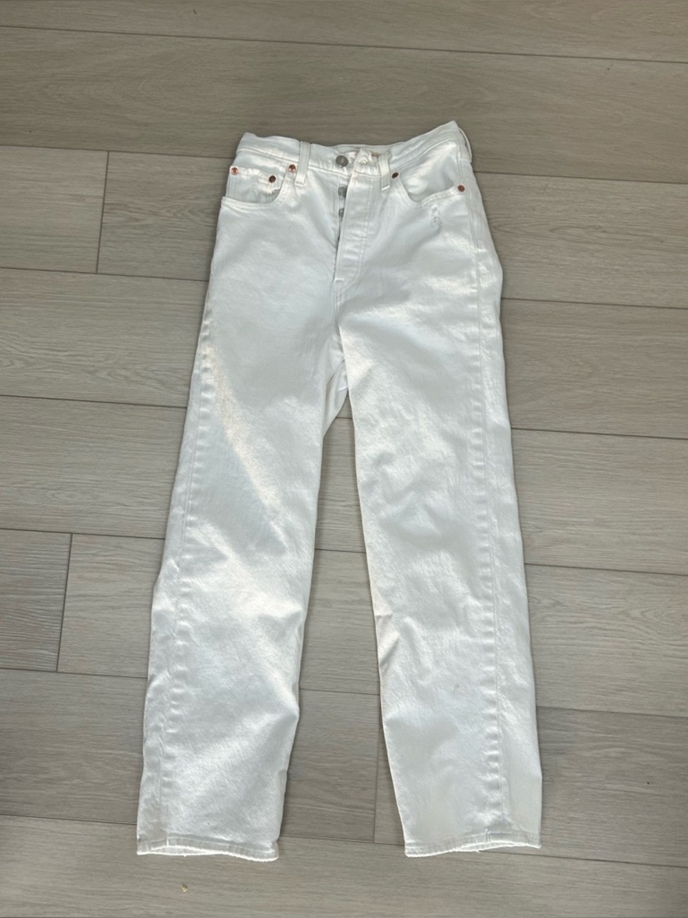 Levi's White Women's Straight Leg Jeans
